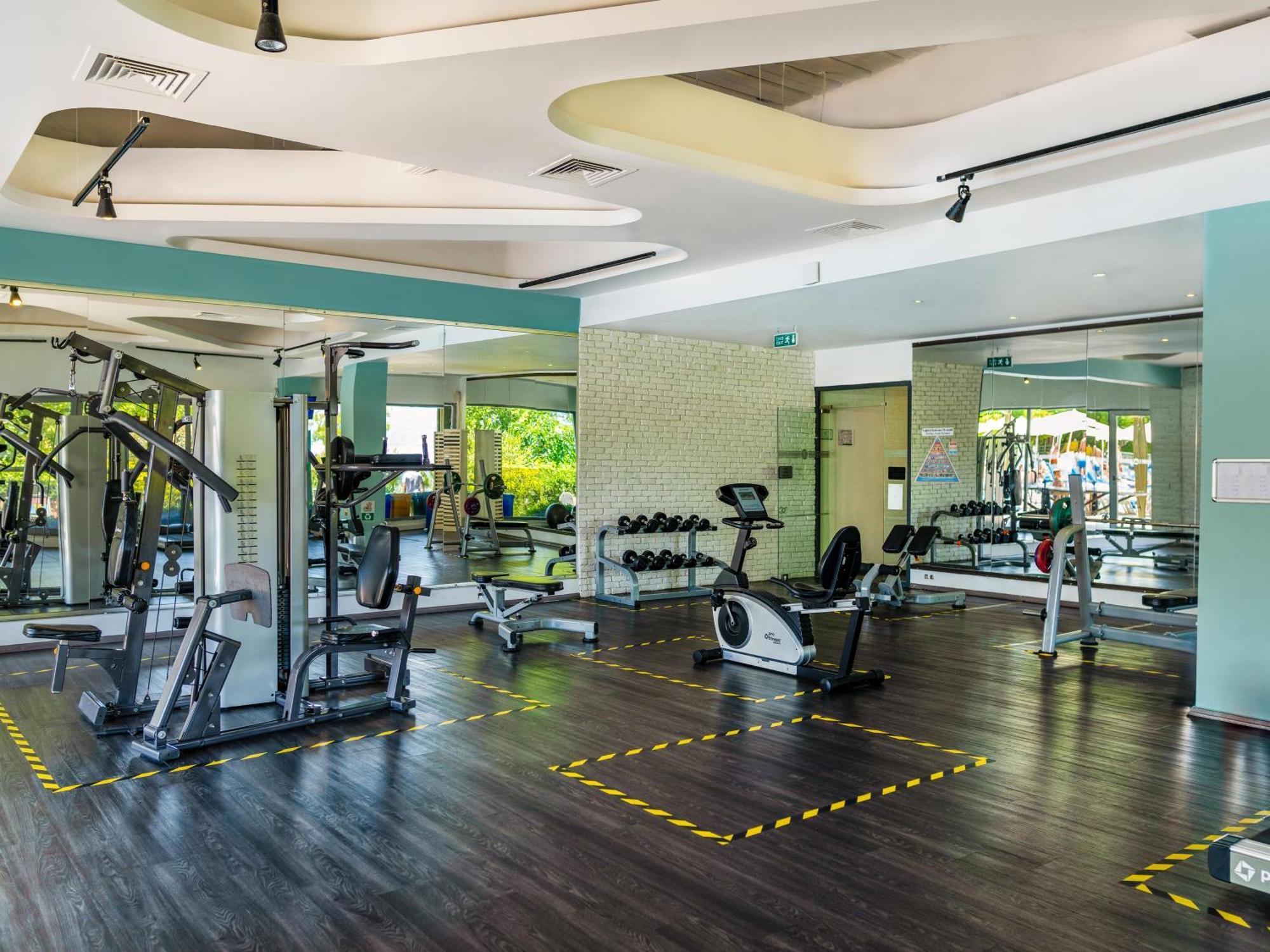 Labranda Mares Marmaris Hotel Ngoại thất bức ảnh The gym at the resort