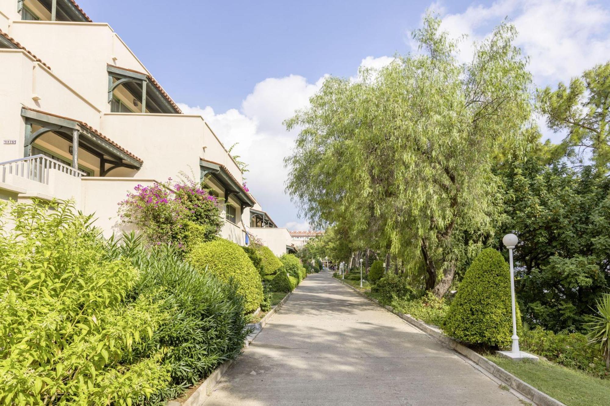Labranda Mares Marmaris Hotel Ngoại thất bức ảnh Residential area