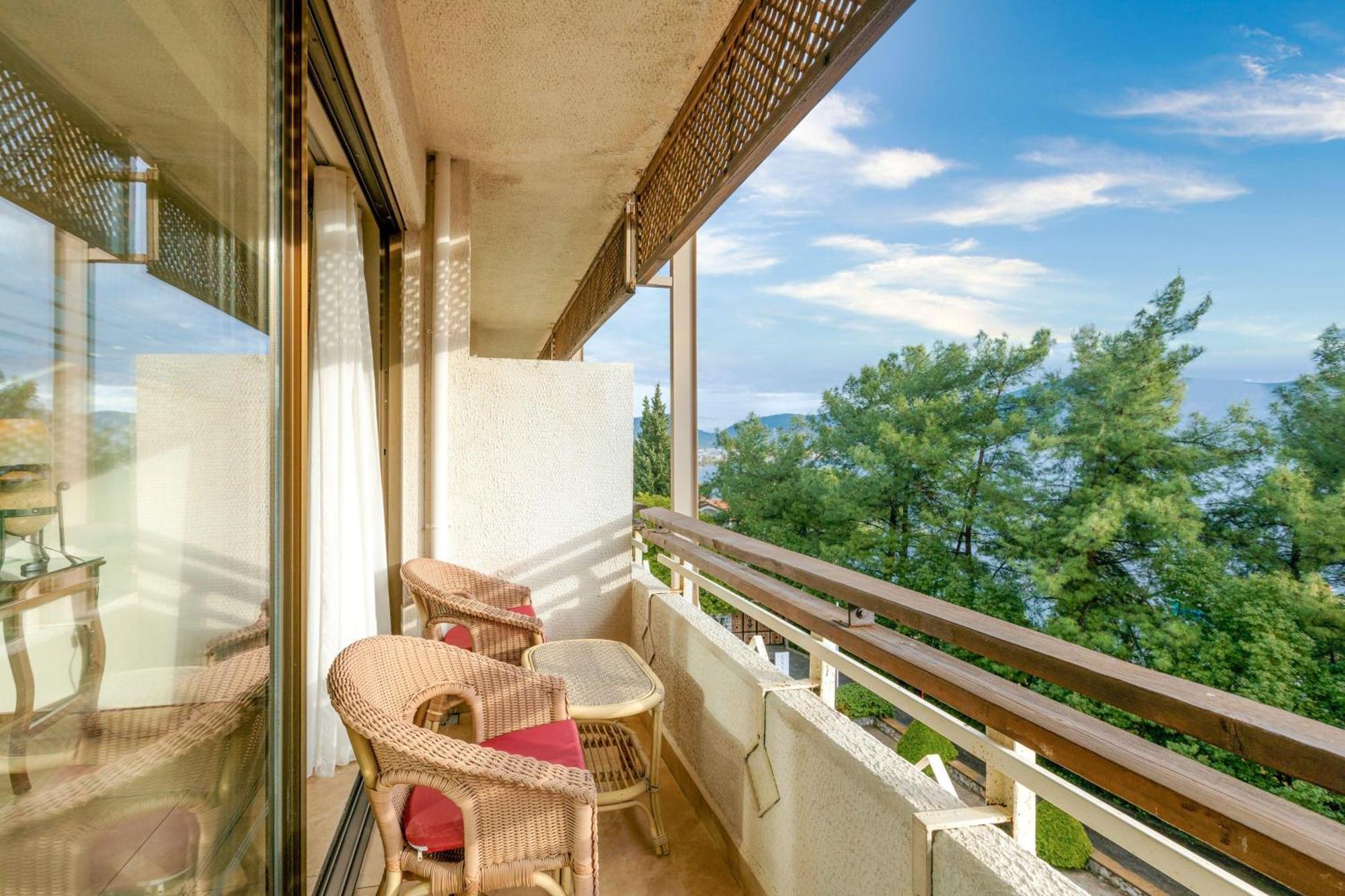 Labranda Mares Marmaris Hotel Ngoại thất bức ảnh A balcony
